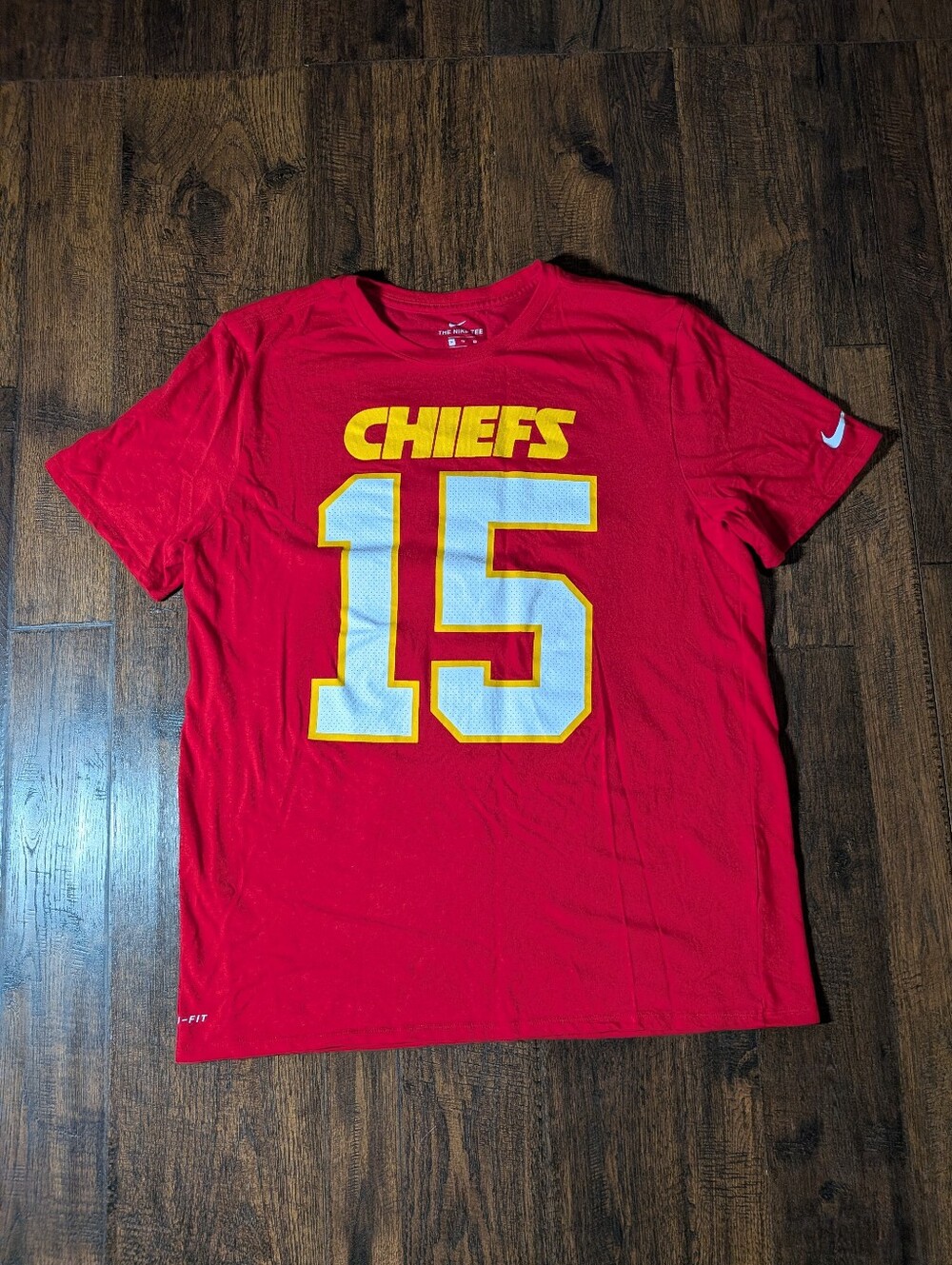 Nike Dri Fit Patrick Mahomes #15 Chiefs Home Red Jersey T-shirt, men's size XL